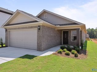 14896 Ravenel Dr, Harvest, AL 35749