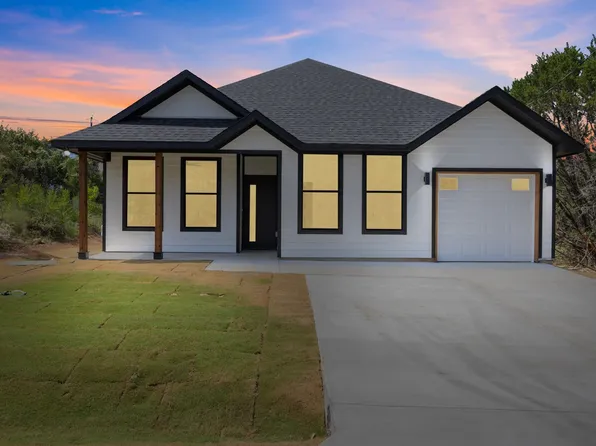 5915 Black Pine Cir, Granbury, TX 76048