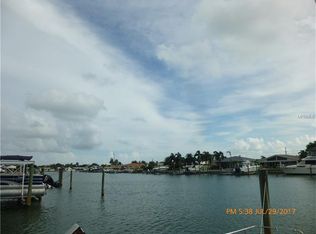 11900 6th St E, Treasure Island, FL 33706