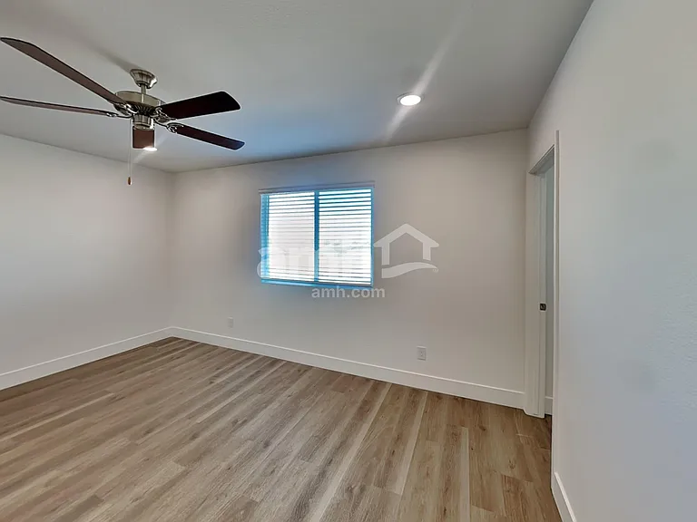 5734 Las Vegas Creek St — Photo 9