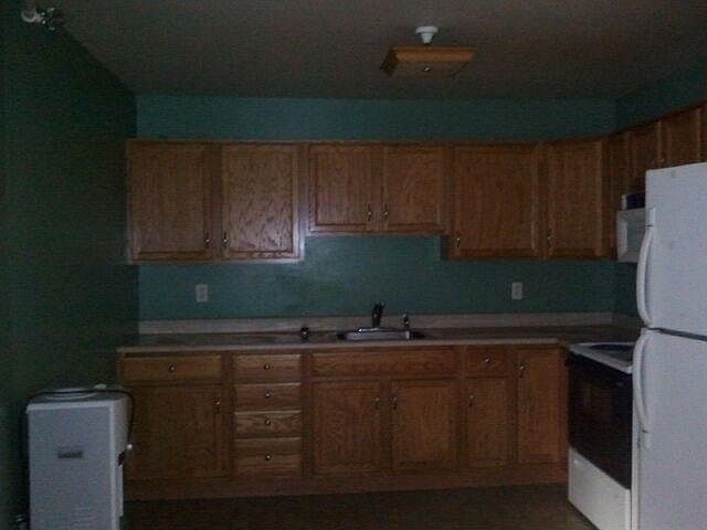 2nd image of 17 John Wilton St