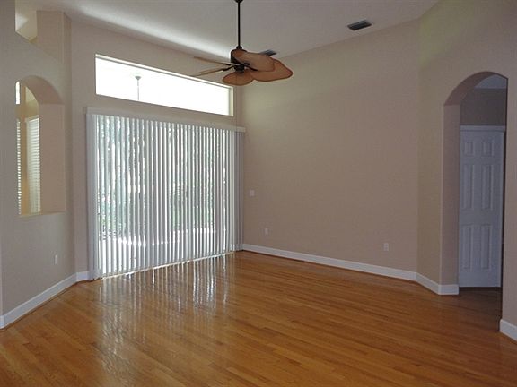 4th image of 5930 Cherry Oak Dr