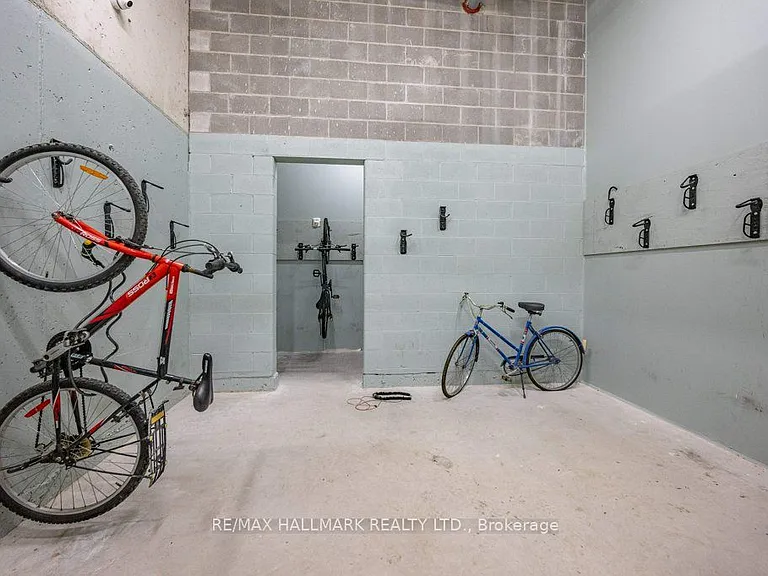 257 Hemlock St #309 — Photo 20