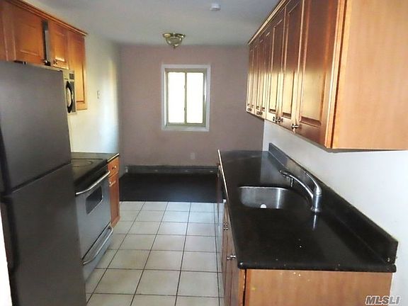 5th image of 2449 Union Blvd APT 21B