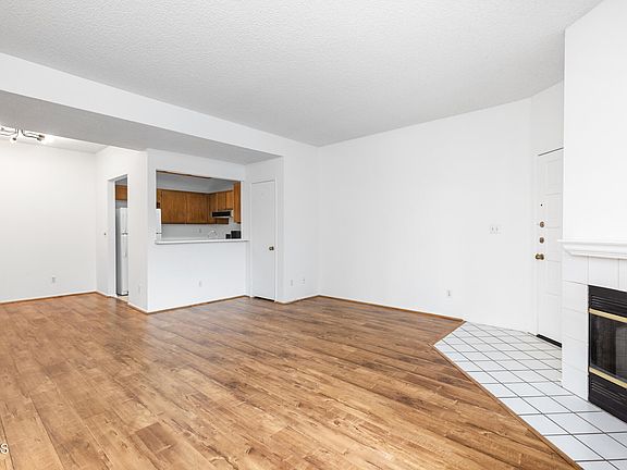 5th image of 23621 Del Monte Dr Unit 335