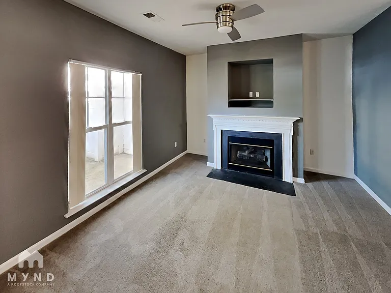 6325 Mallard View Ln — Photo 7