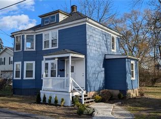 74 Pontiac St, Warwick, RI 02886