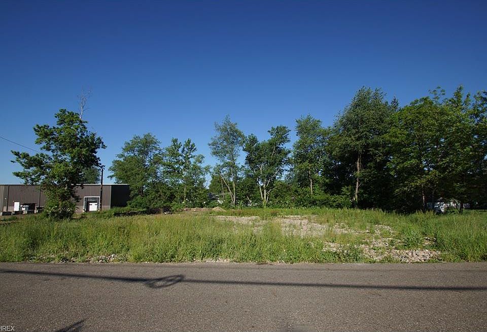 1st image of 6905 Pinetree Ave NE #N