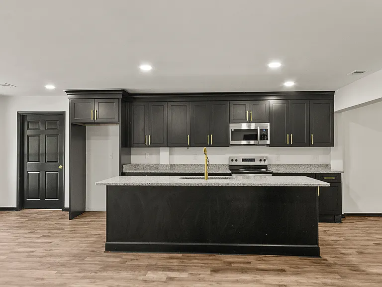 4165 E Lake Dr — Photo 5