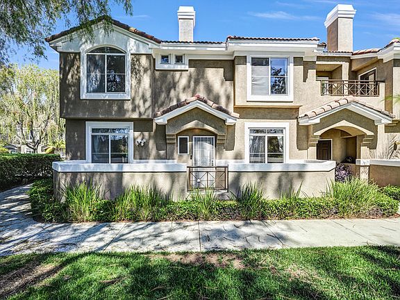 2nd image of 9325 Babauta Rd APT 8