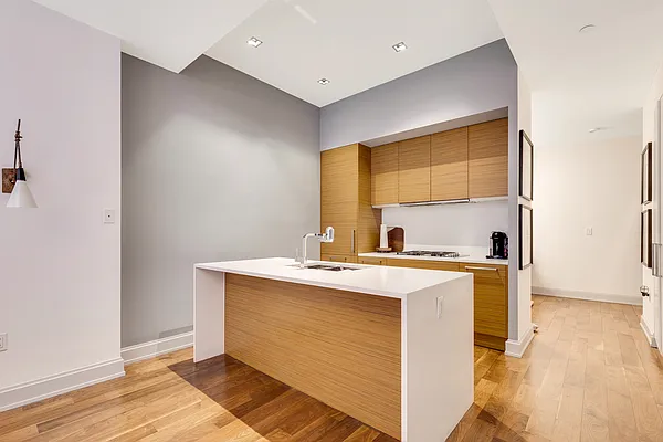 Rented by Compass | media 13