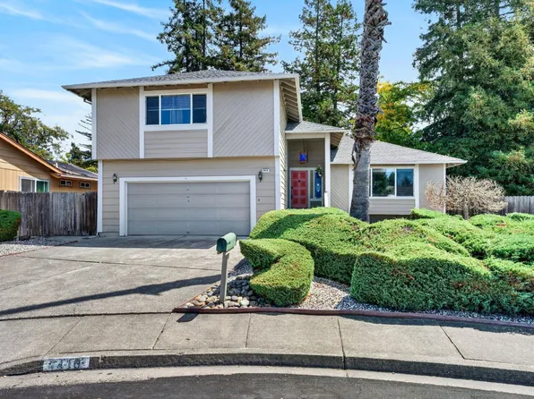 4410 Hampton Court W, Rohnert Park, CA 94928