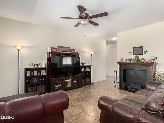 5th image of 702 S Harry P Stagg Dr