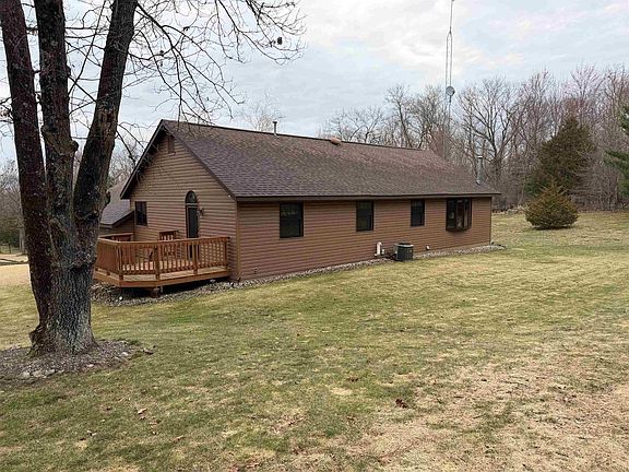 3rd image of W7747 Fur Rd Road