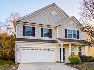 709 Spinning Wheel Point, High Point, NC 27265