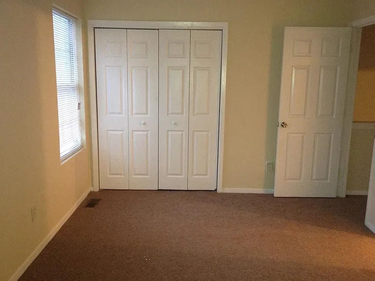 5577 Wells Cir #TOWNHOUSE — Photo 7