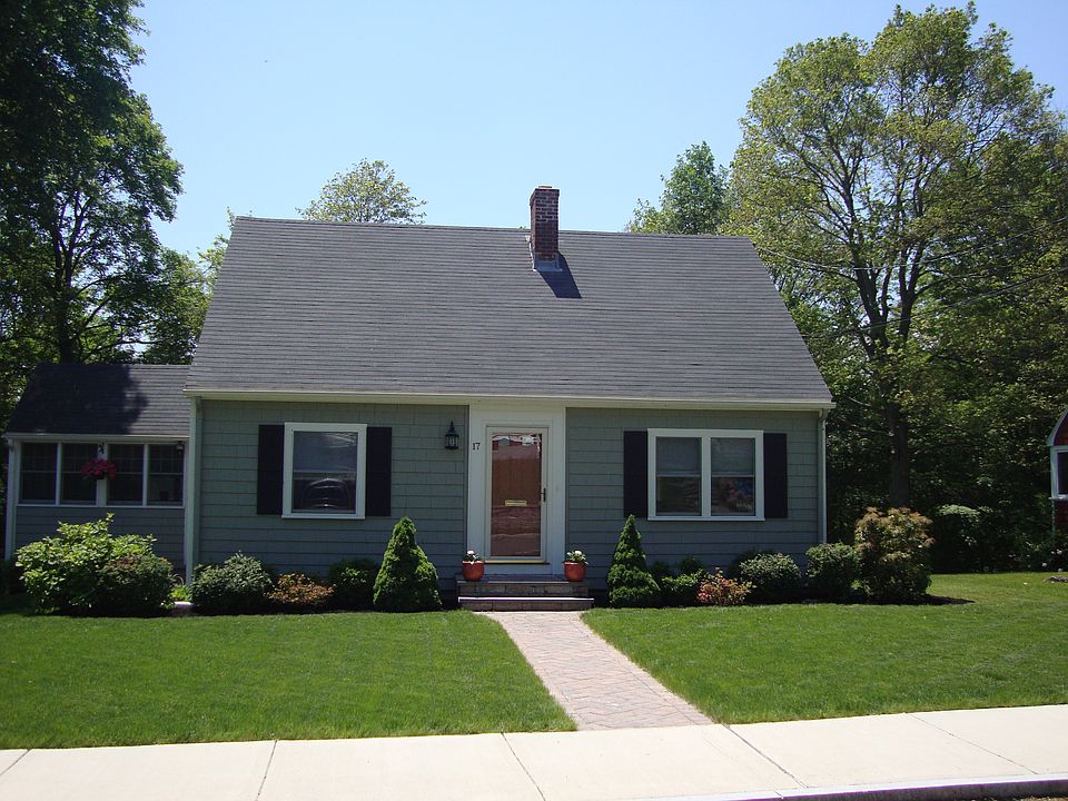 2nd image of 17 Lakeview Ter