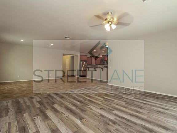 4th image of 7841 W Peck Dr