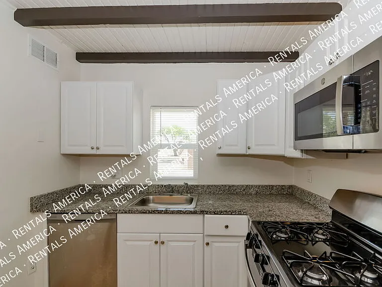 3048 N Sparkman Blvd — Photo 11