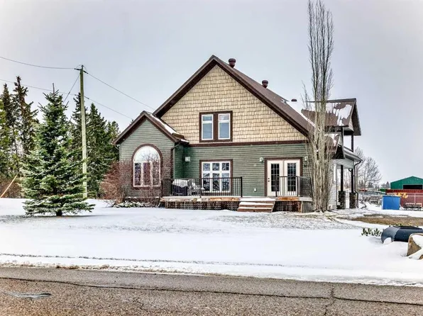 2402 E 16th St, Didsbury, AB T0M 0W0