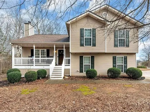 5325 Butterfly Ln, Lula, GA 30554