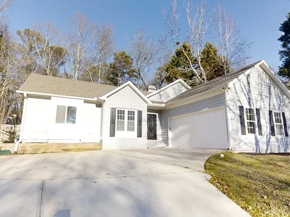 3296 Poplar Ridge Dr, Rex, GA 30273