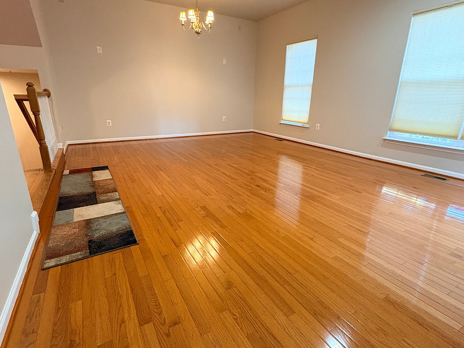 3 bed, 3.5 bath, 2400 sqft, $3,150 — Photo 4