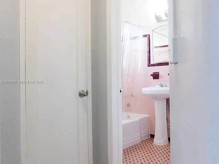 717 Espanola Way #201 — Photo 19