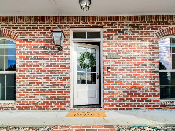 13019 N Vieux Carre Cir, Baton Rouge, LA 70818