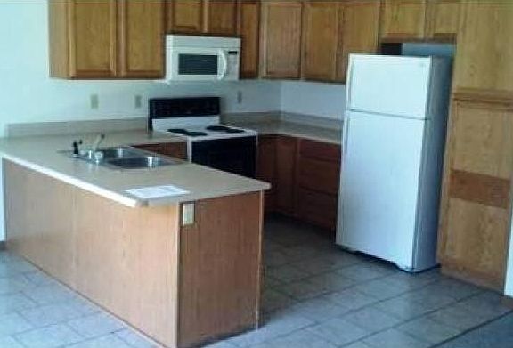 4th image of 3983 Amelia Ave APT 1