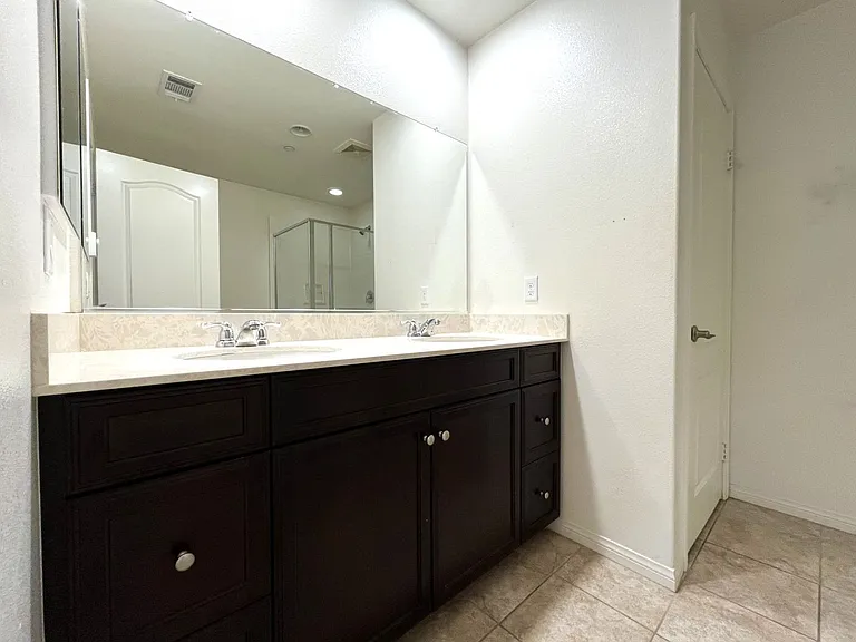 14601 Serenade Dr — Photo 27