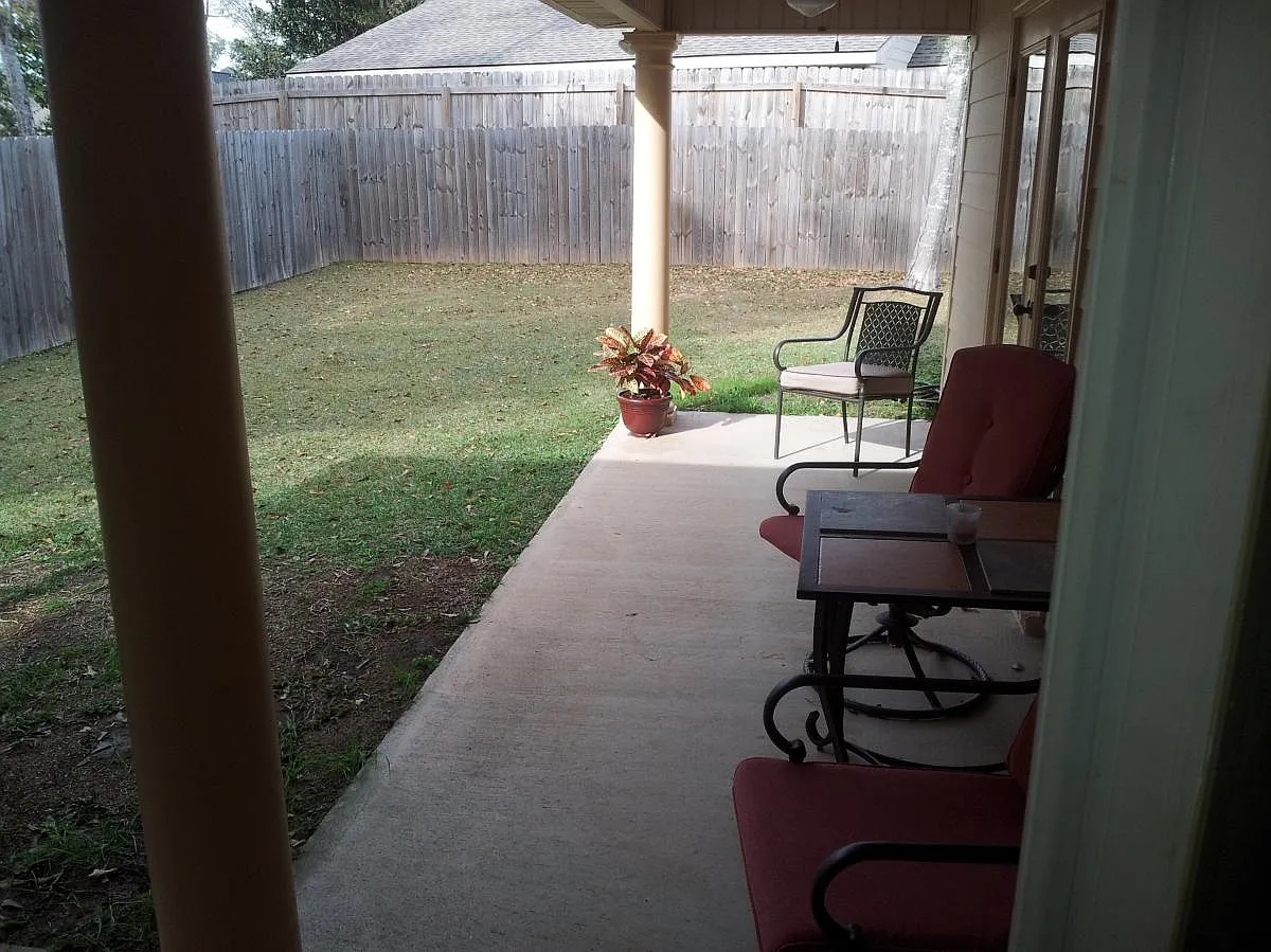 14028 Fox Hill Drive — Photo 4