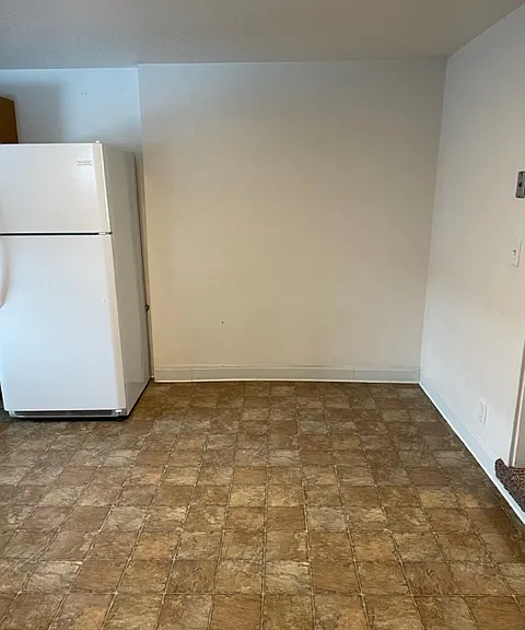 935 Worden Ave #1 — Photo 6