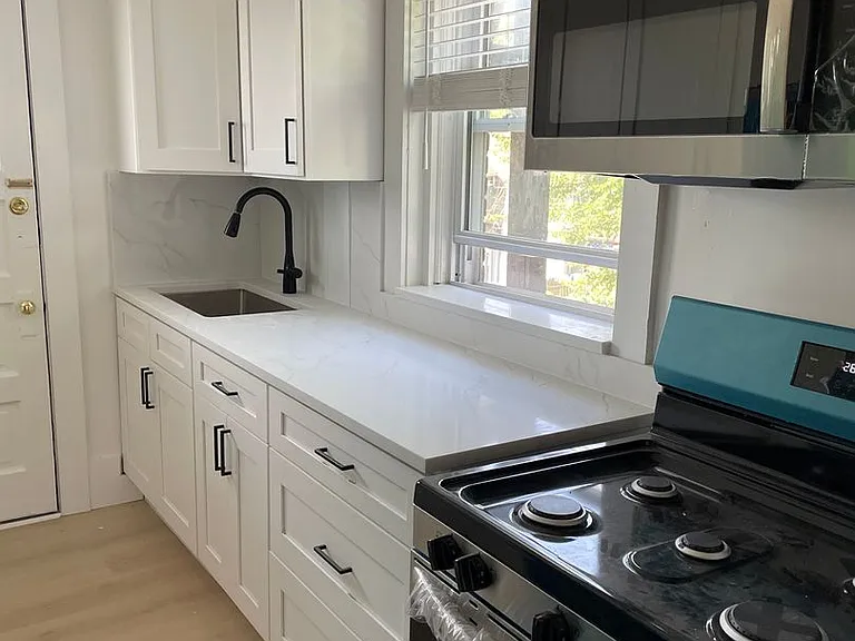 1032 Vaughn St — Photo 19