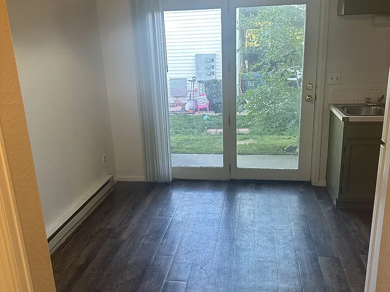 4885 Basswood Dr #4885 — Photo 3