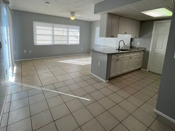 5031 Lillilea Ln, New Port Richey, FL 34653