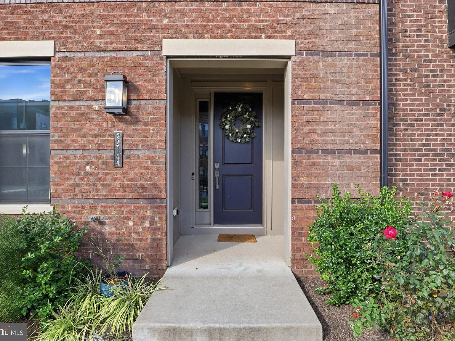 4 bed, 5.0 bath, 3246 sqft, $4,800 — Photo 4