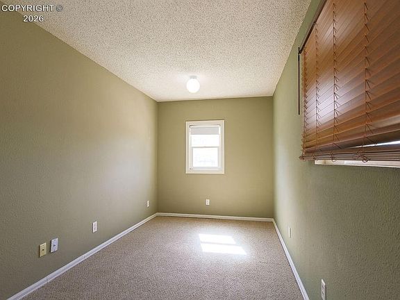 4th image of 1037 Phay Ave