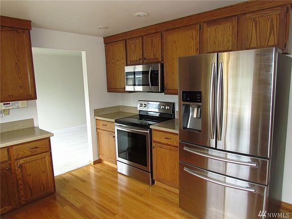 4th image of 2814 31st St SE