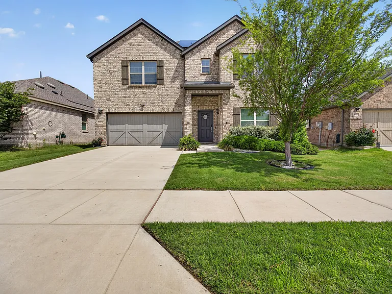 5913 Pensby Dr — Photo 2