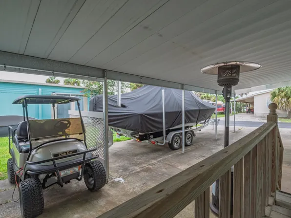 33 Janet Dr, Crawfordville, FL 32327