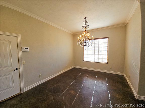 4th image of 1003 Sunnybrook