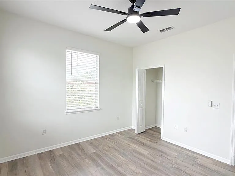 203 Madison Cir — Photo 34