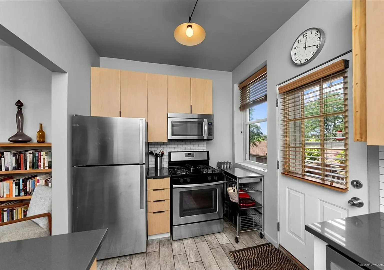 2 bed, $2,200 — Photo 3