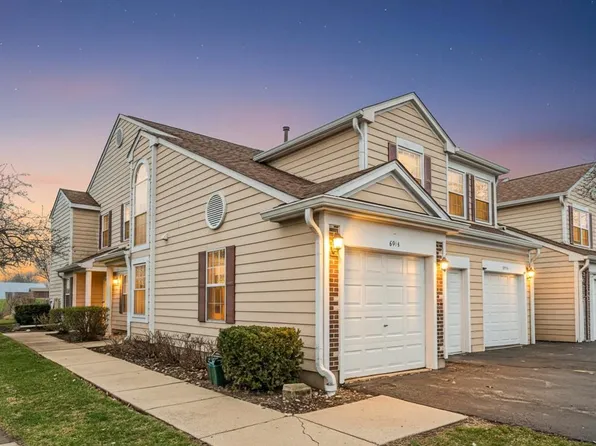 691 W Streamwood Blvd #A, Streamwood, IL 60107