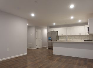 38 Palm St #1, Newark, NJ 07106