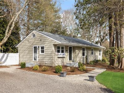 199 S Pierce Rd, East Greenwich, RI, 02818