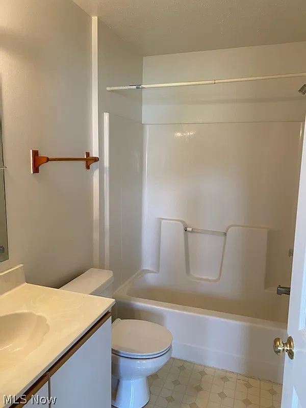 1 bed, 1.0 bath, 650 sqft, $975 — Photo 4