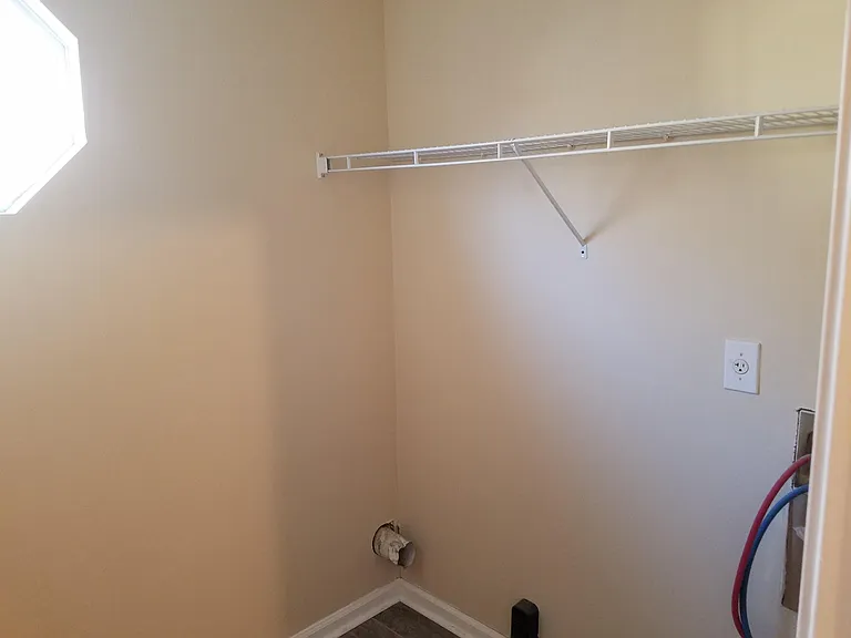 707 Guide Post Ln — Photo 18