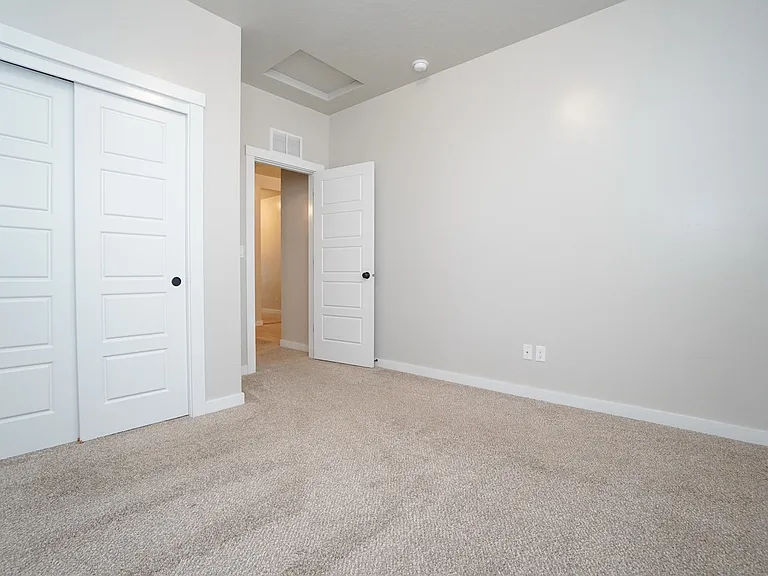 1187 W Davenport St — Photo 6